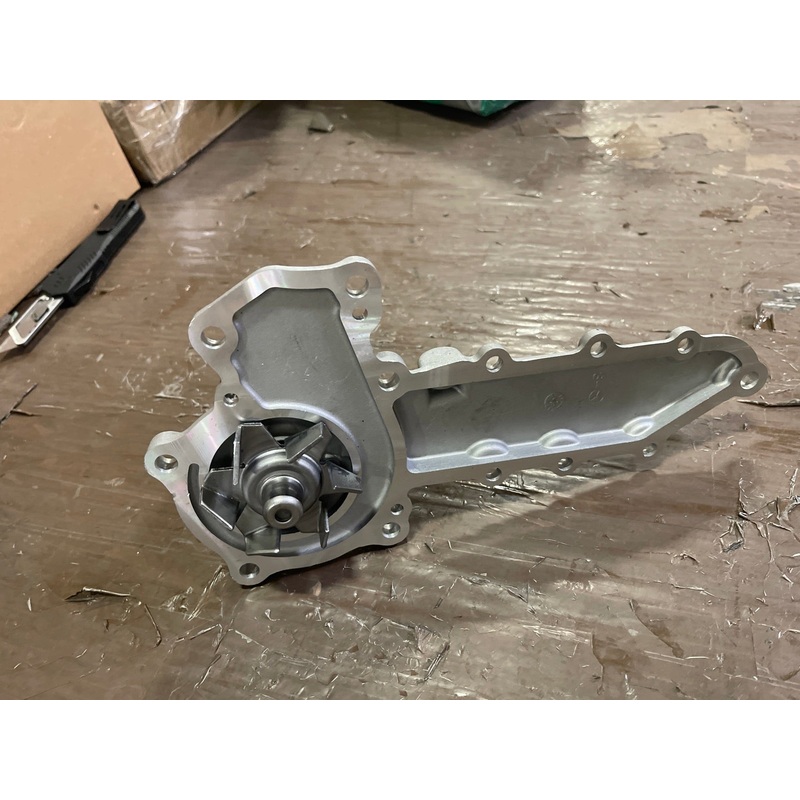 Water Pump 6684865 6684866 For Bobacat 5600 5610 S150 S160 S175 S185 S205 T180 T190 (Ship to US Only.)