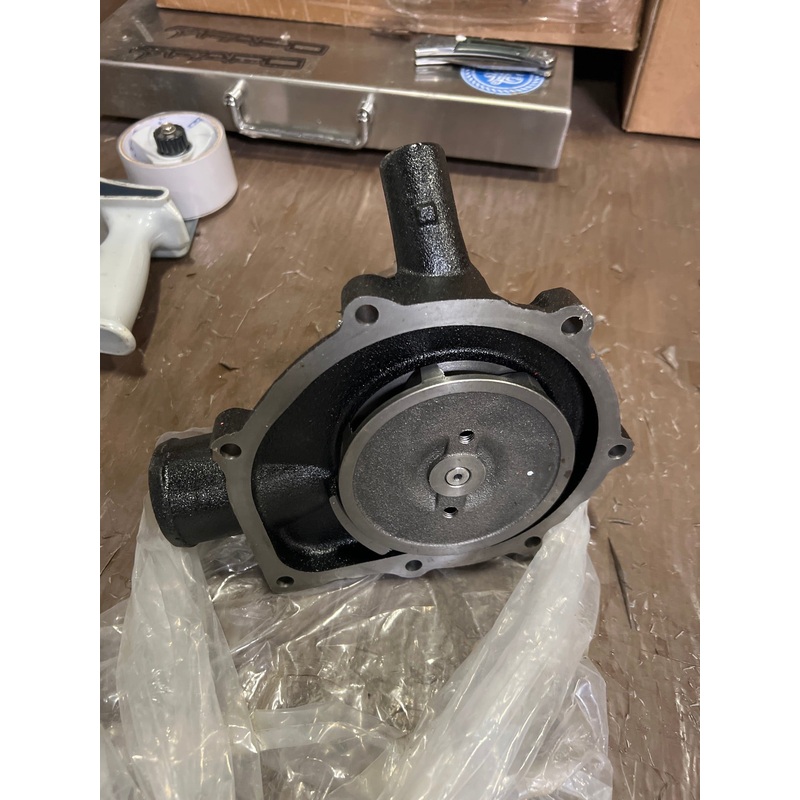 Water Pump ME996794 for Mitsubishi Engine 6D15 6D15T Kobelco Excavator SK220-3 SK220LC-3 (Ship to US Only.)