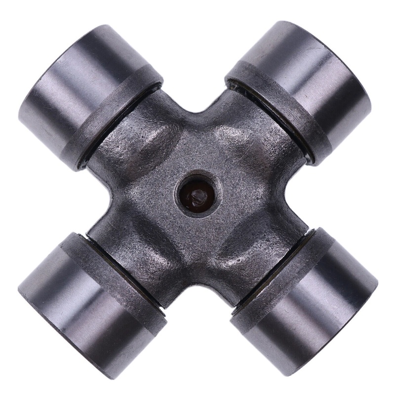 Universal Joint 144465A1 for CASE 5120 5130 5140 5220 5230 5240 5250 570LXT 580L 584E 585E 585G 586E 586G 586H 588G 588H 590SM