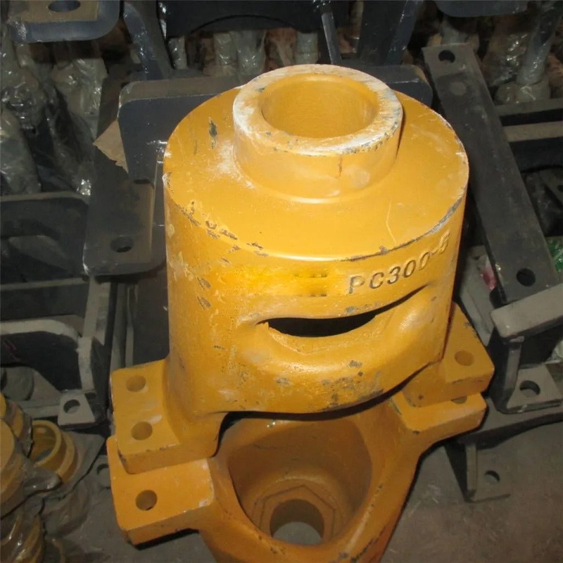 For Komatsu Excavator PC250-6 PC300 PC300-5 PC300-6 PC310-5 PC350-6 Spring Support Yoke Bracket 207-30-54110 207-30-54111